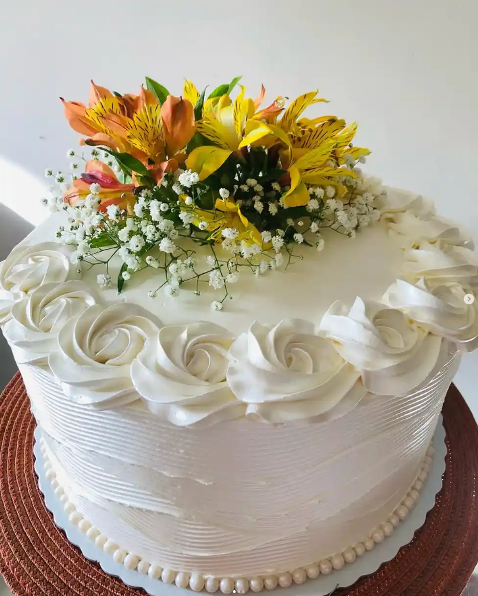 Bolos de Casamento Brendha Confeitaria